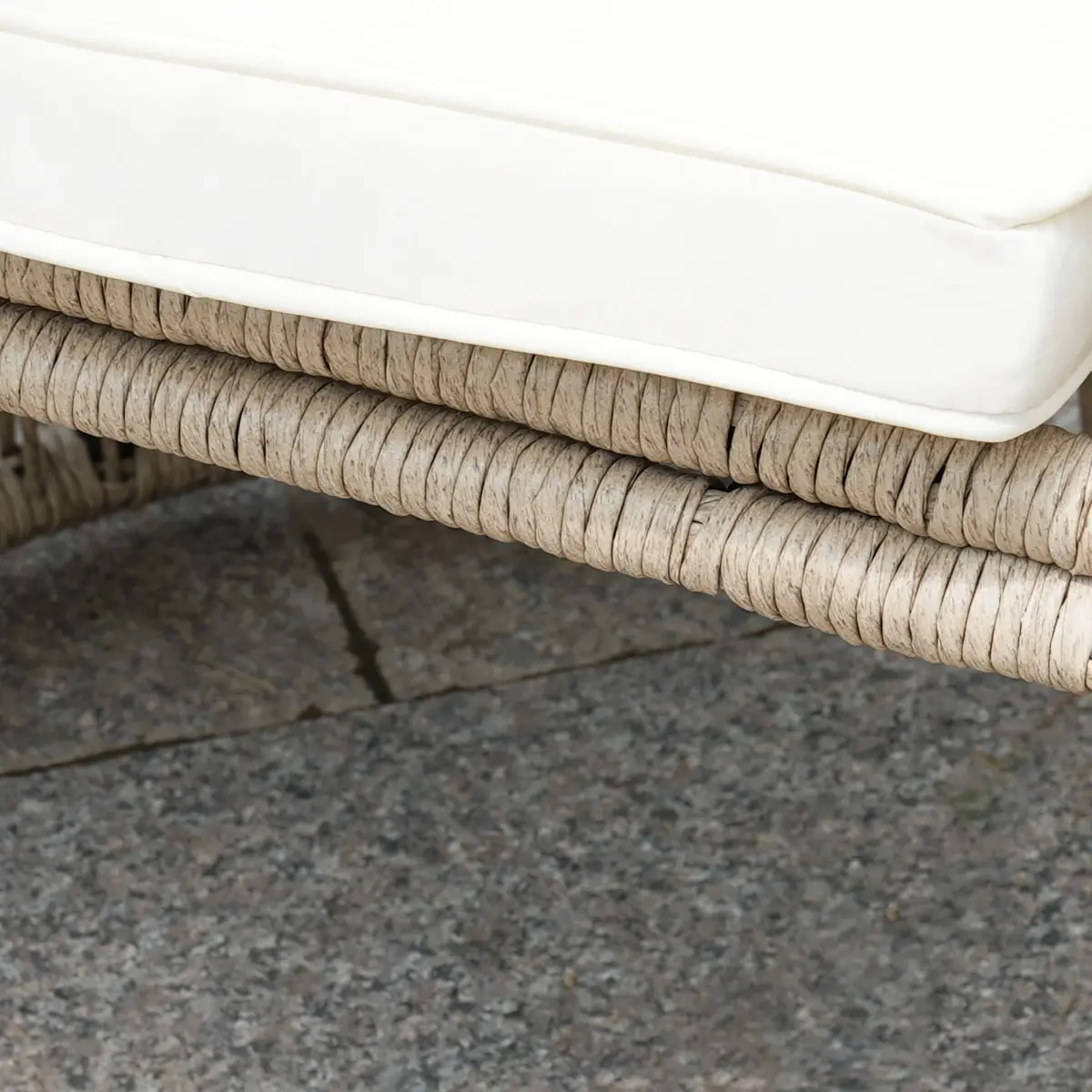 Seat-Cushion-Front-Edge-Rope-Weave