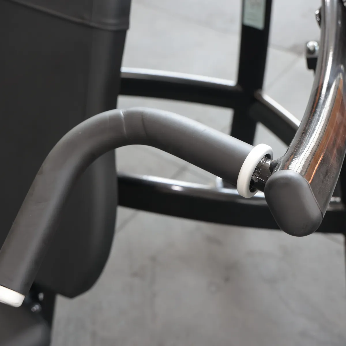 Shoulder Press Handle Right View