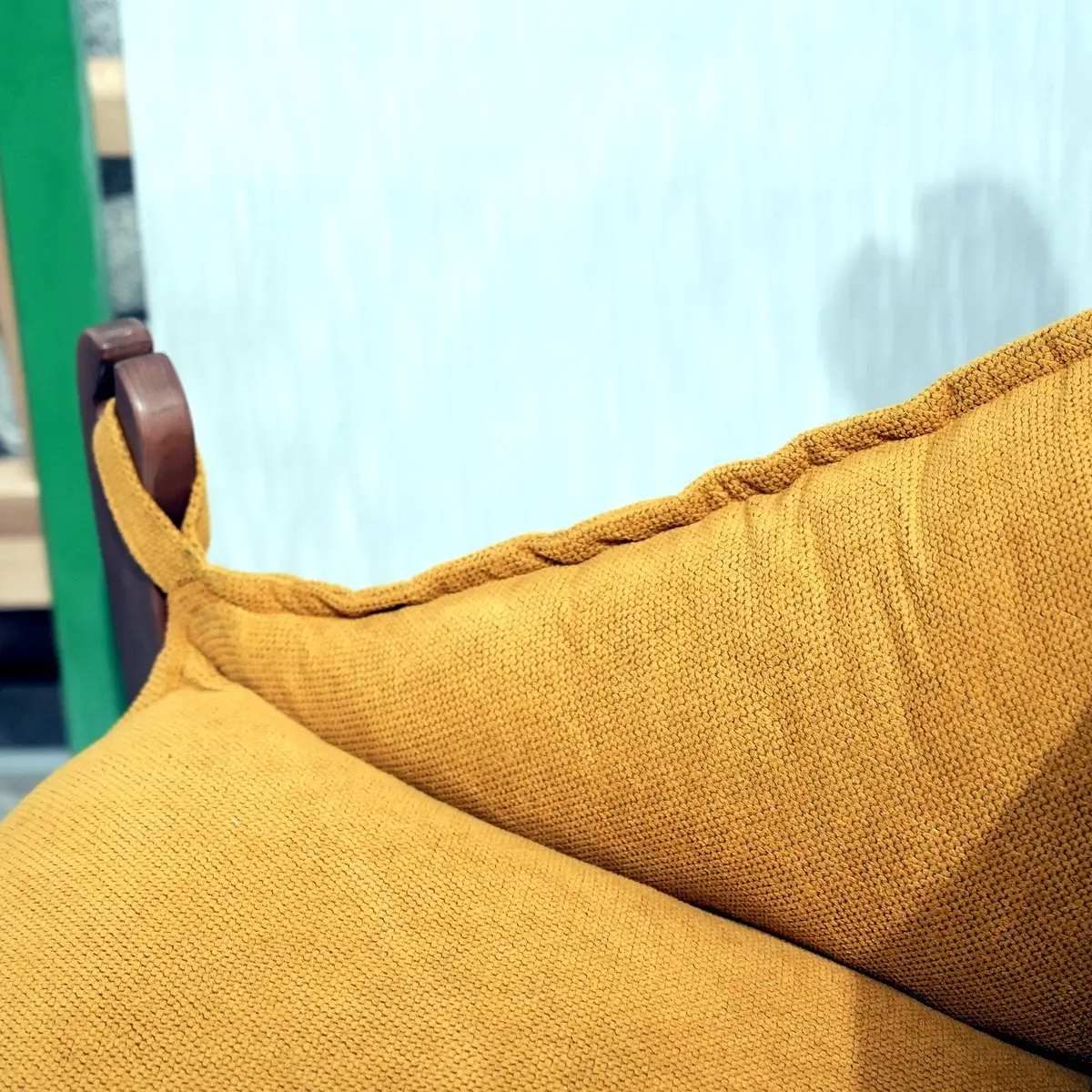 Upper Backrest Edge
