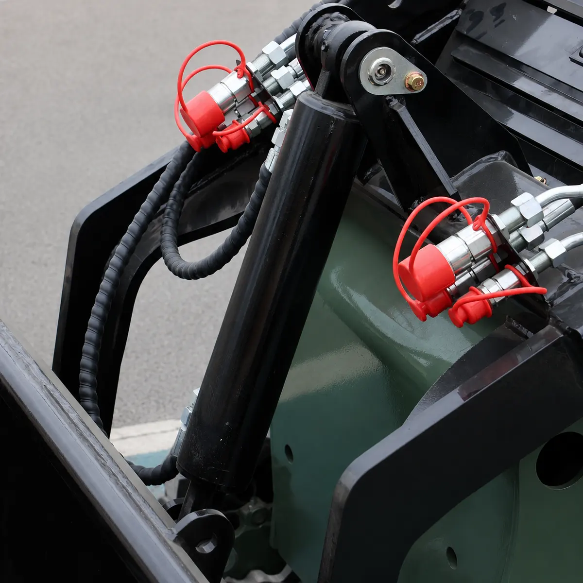 V1000 Tracked Dreieckiges Fahrzeug-Details-Hydraulischer Schnell wechsel kuppler