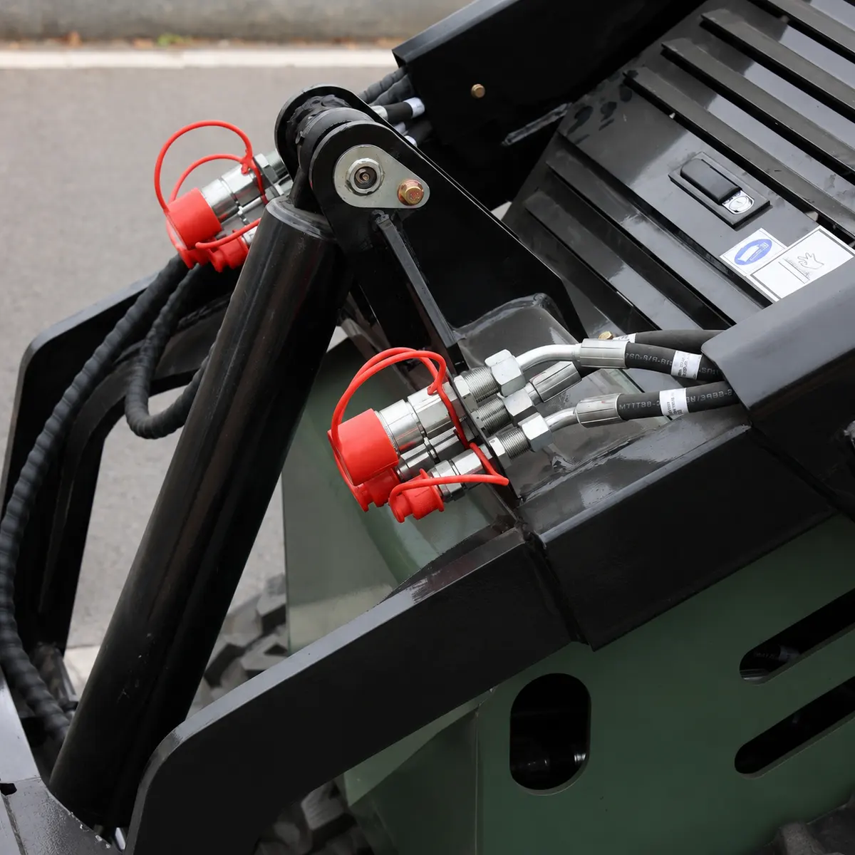 V1000 Tracked Dreieckiges Fahrzeug-Details-Hydraulik linien