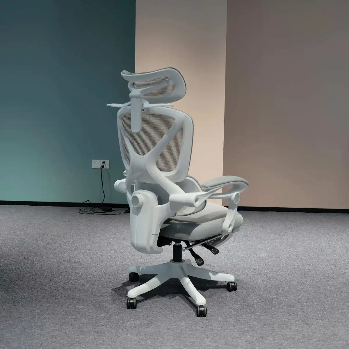 W7-RearLeft