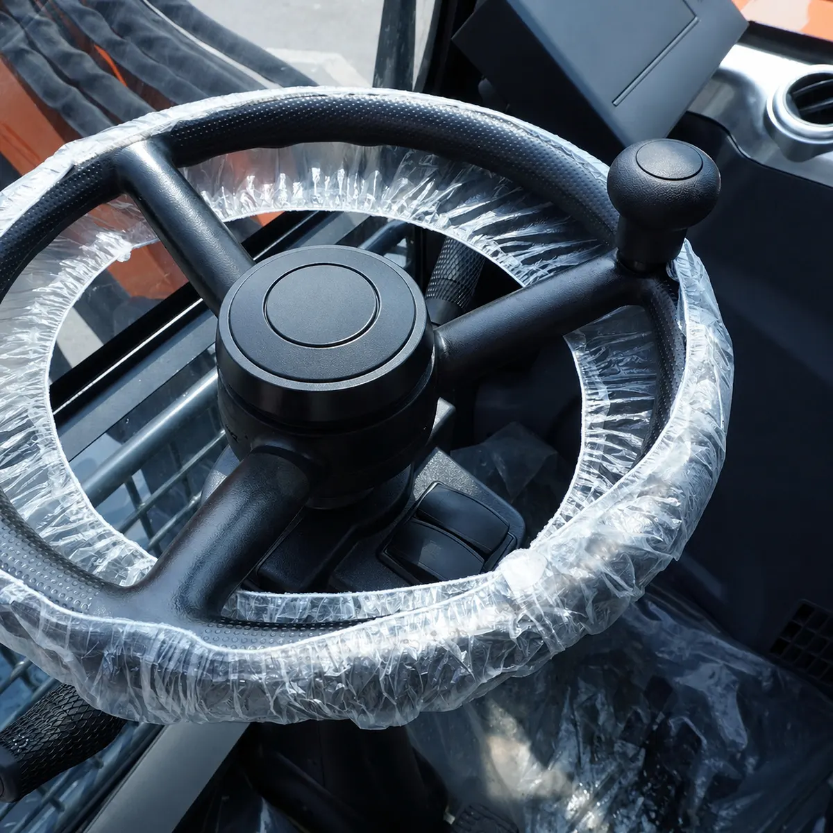ZT85W – Detail View – 09 – Steering Wheel