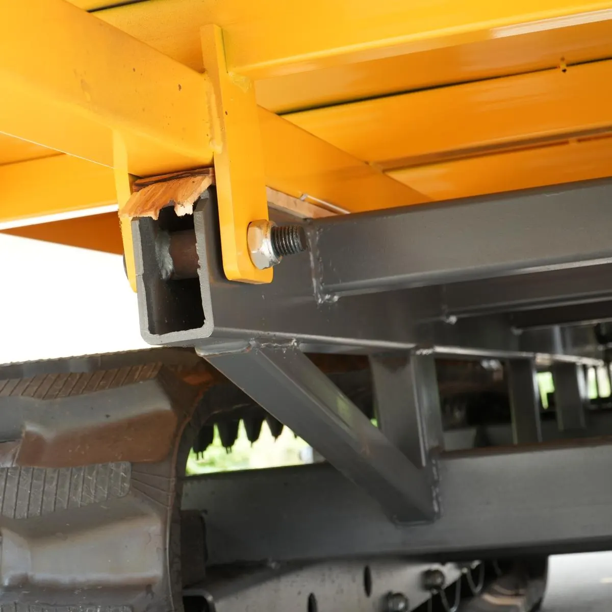 cargo-bed-mounting-bracket