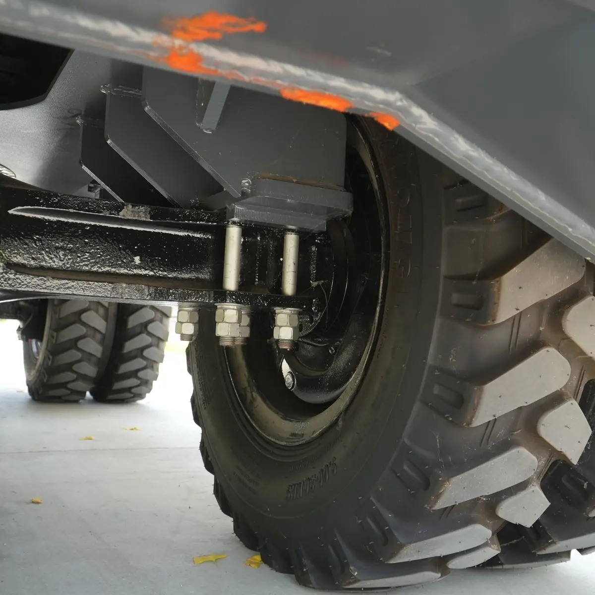 chassis-hydraulic-lines