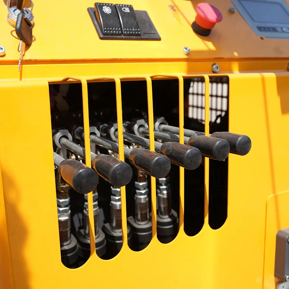 hydraulic-control-levers