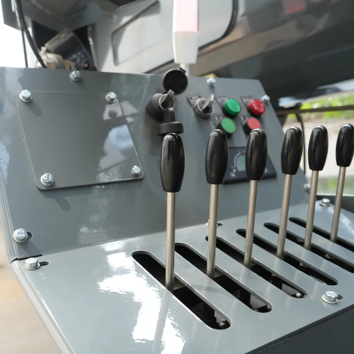 manual-control-levers