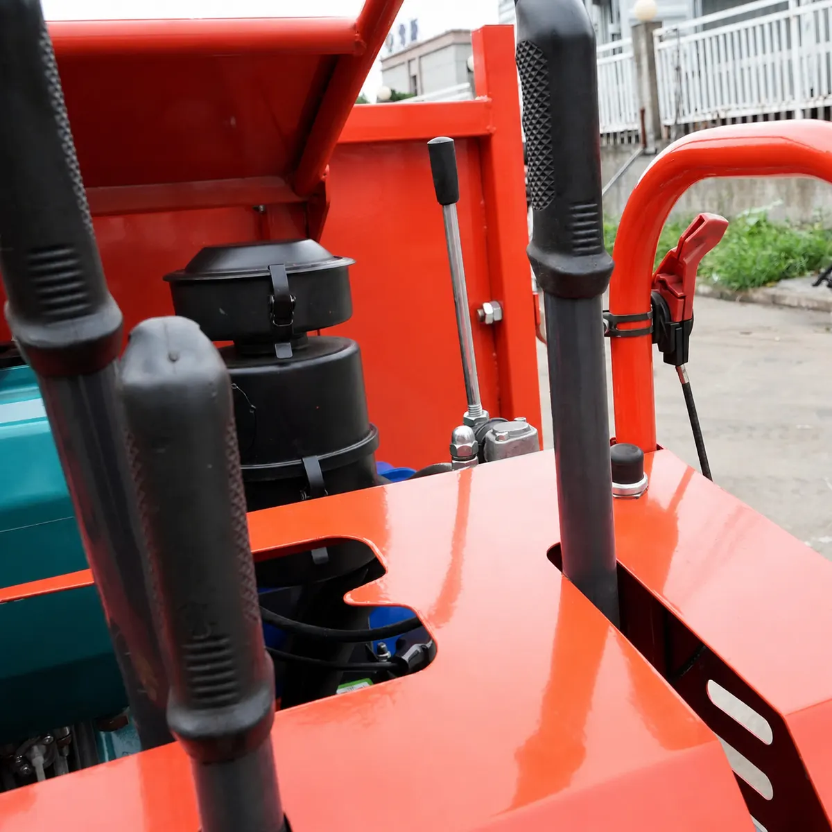 steering-control-levers