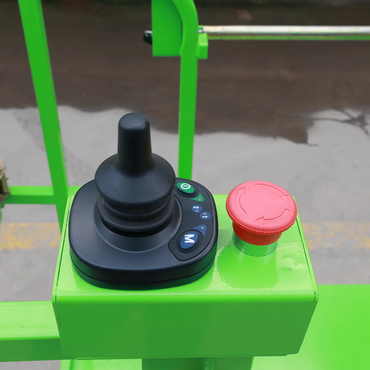 Gestore materiale ad alta quota completamente e semi-elettrico-Visualizzazione dettagli-Controller piattaforma (lato sinistro)