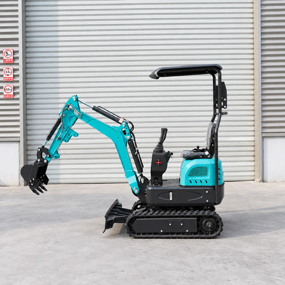 Mini Crawler Excavator Multi-angle View 4