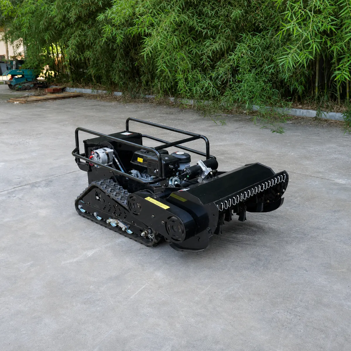Multi-angle real-shot image – overhead view – right front
