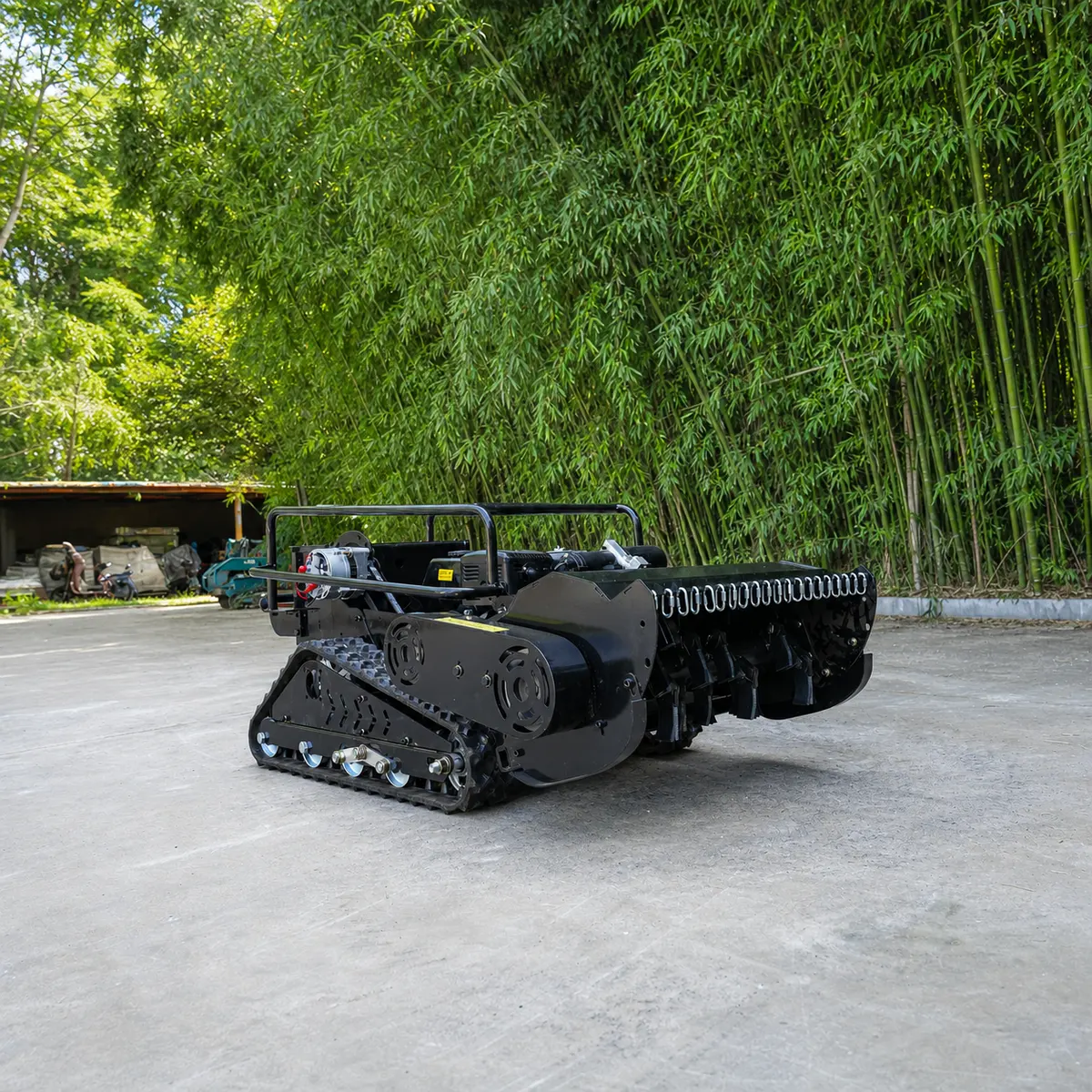 Multi-angle real-shot image – eye-level view – front-right