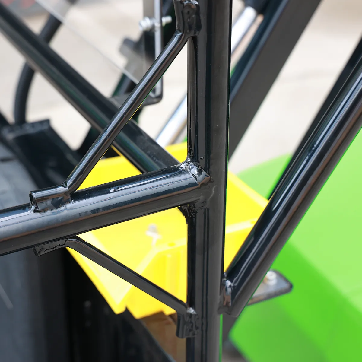 Cradle Mast Column Wheeled Aerial Work Platform – Detail Drawing – Guardrail Door Lock