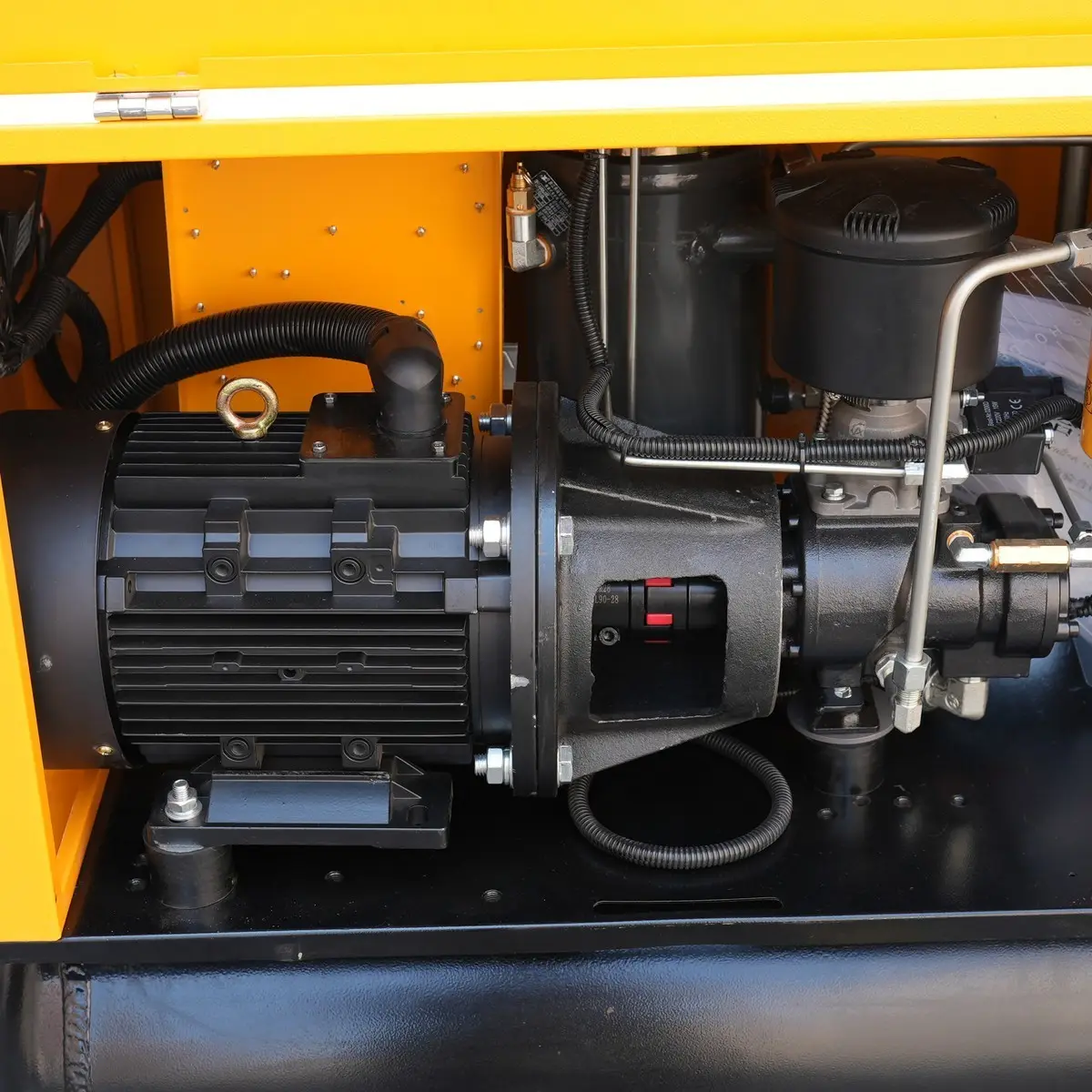 従来の4kW 50/60Hzデュアル目的ユニット-詳細-ホストモーターアセンブリ