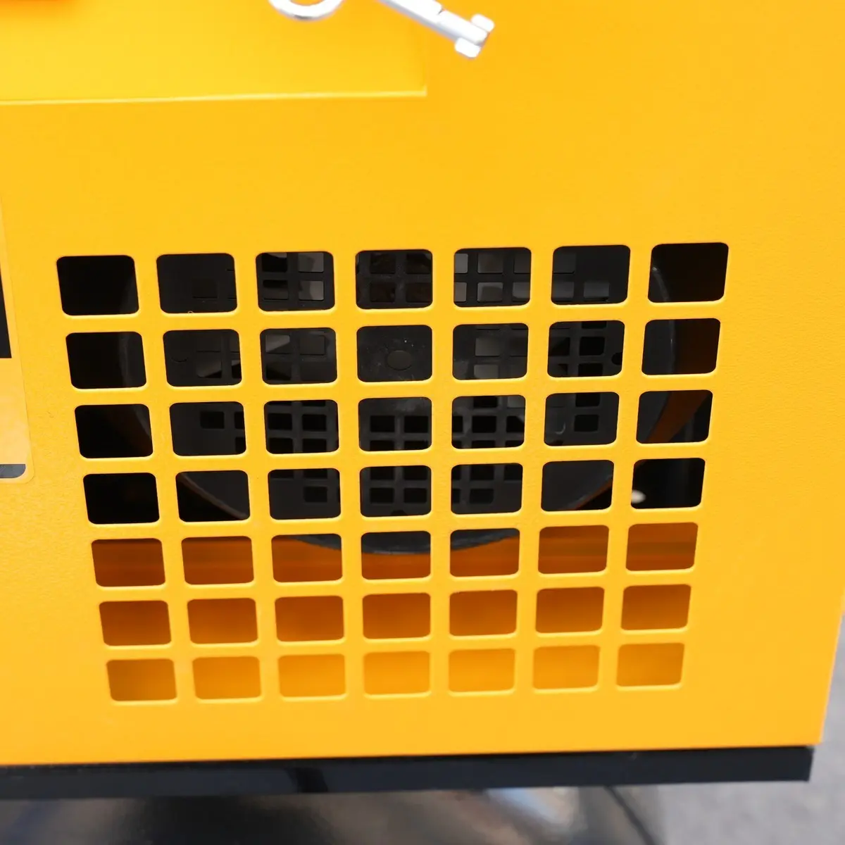 従来の2-in-1、4 kW、50/60Hz-詳細-シャーシ冷却用テント