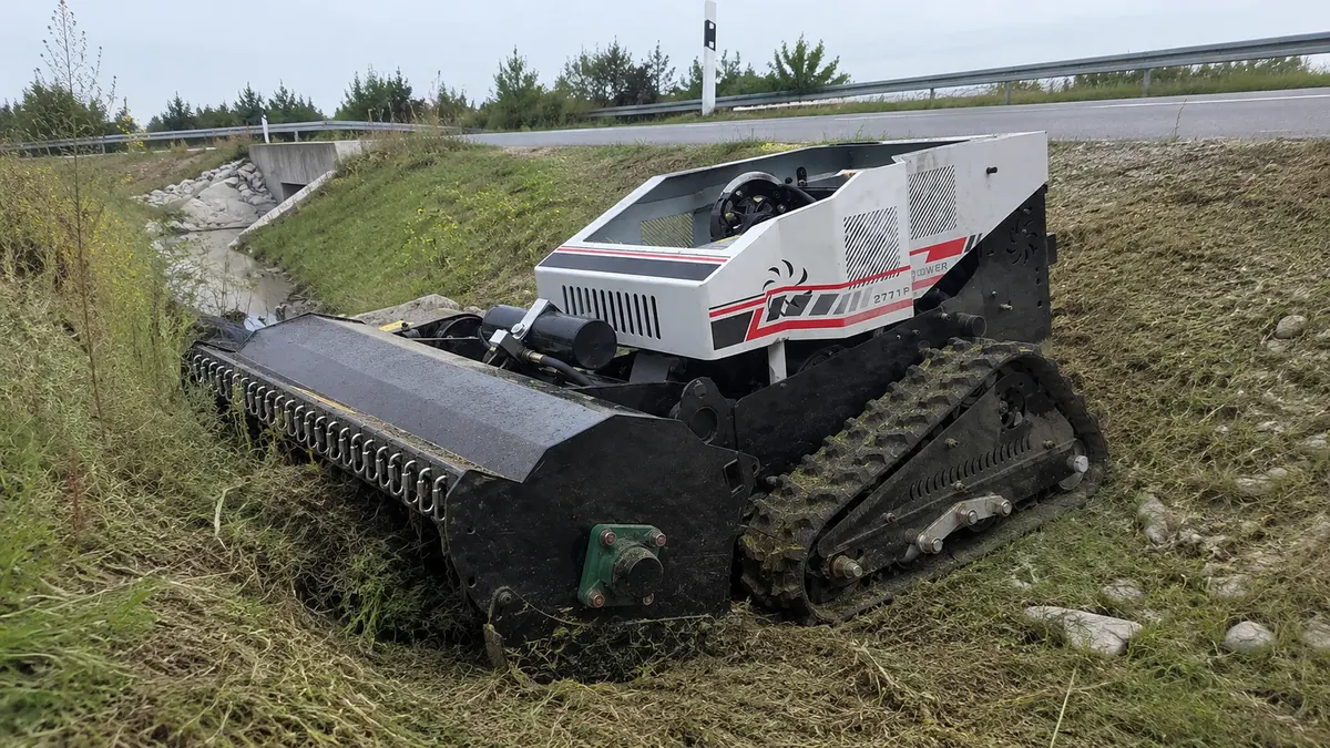 Roadside Slope - Controlled Cutting Along Sloped Ground