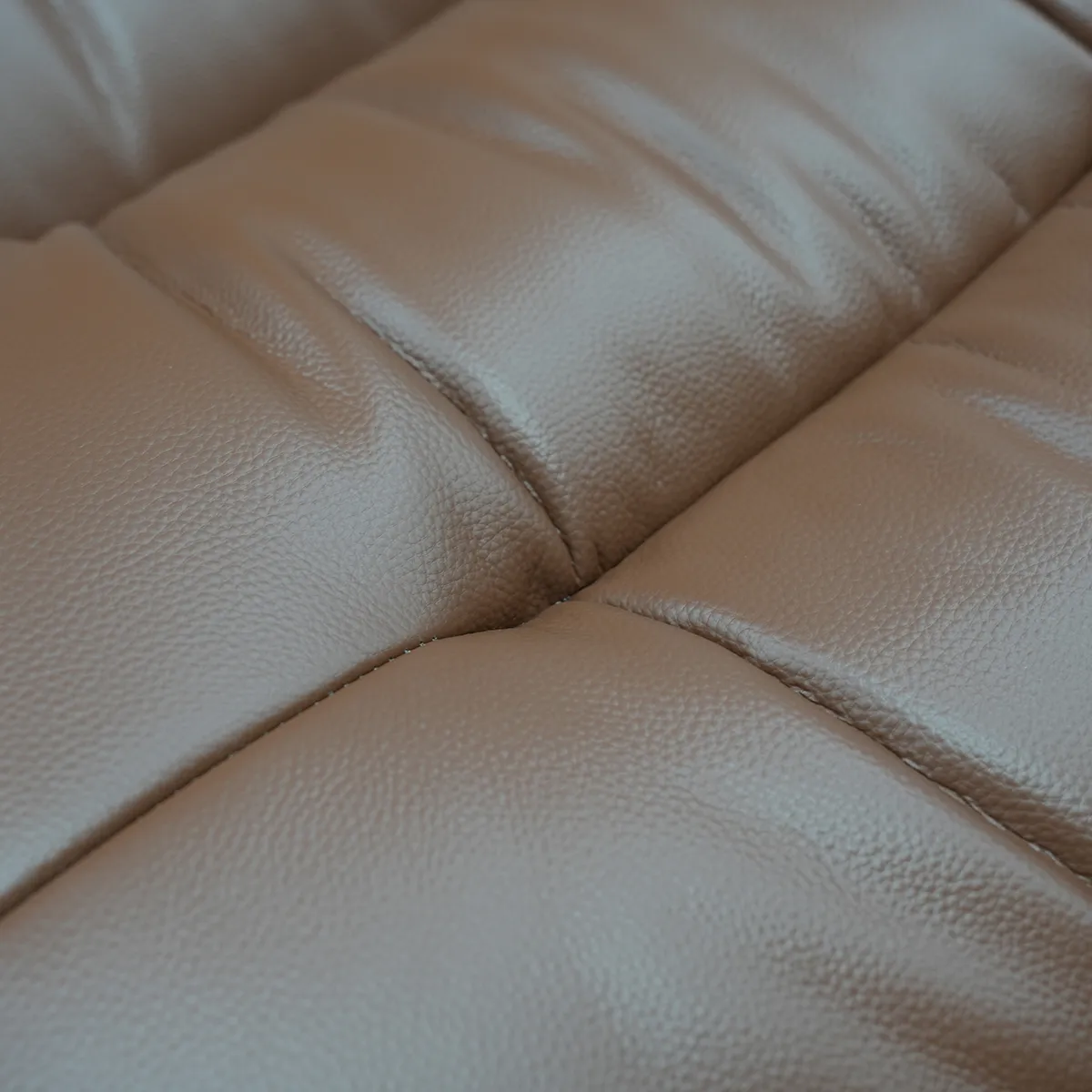 Seat cushion stitching 2