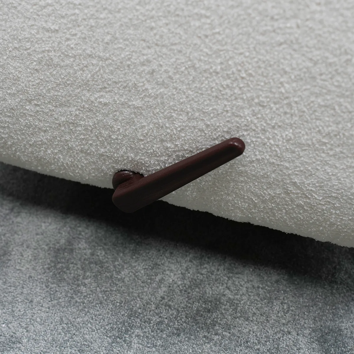 Manual adjustment lever