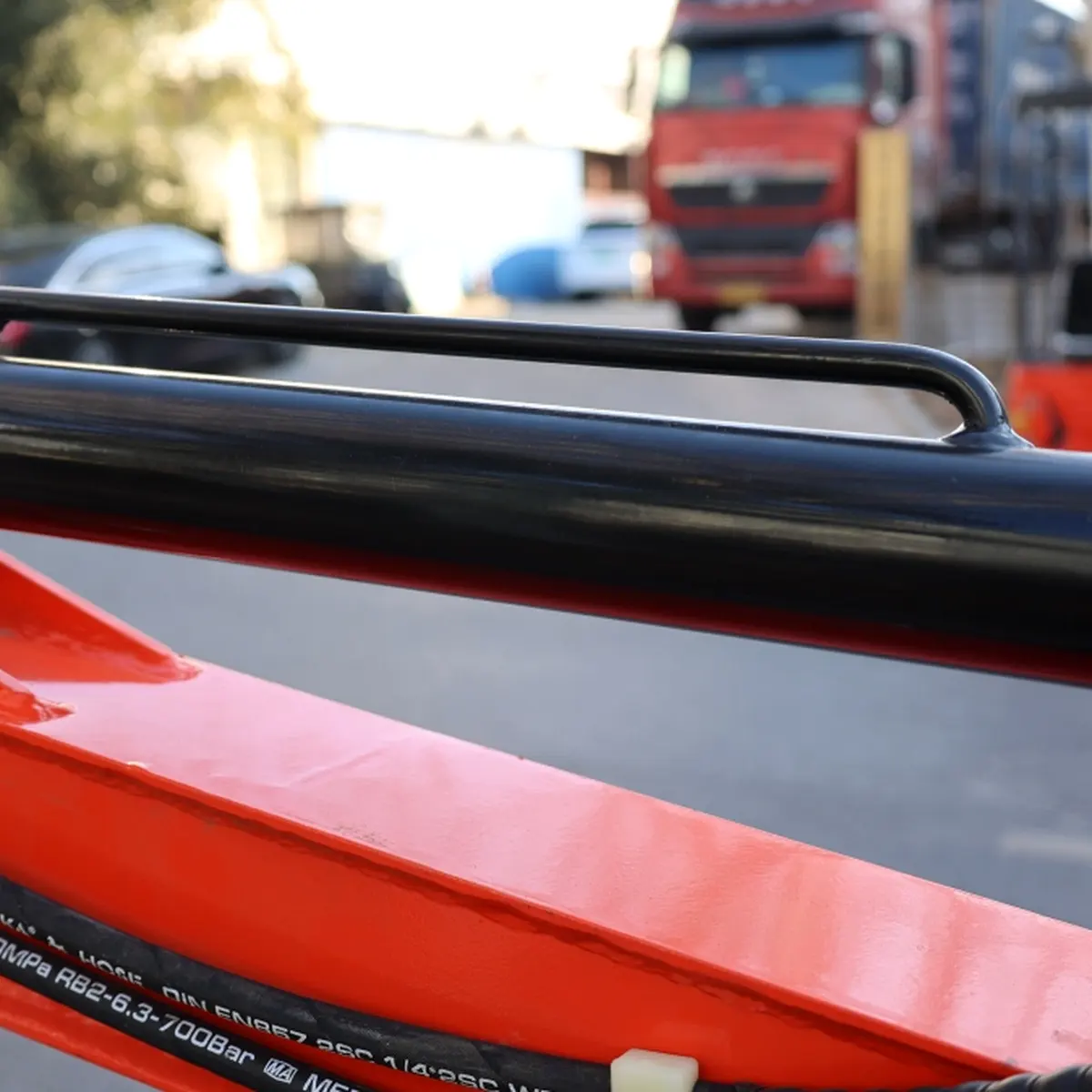 Jinan Yijia Construction Excavator – 10 – Details – 12 – Cylinder Details