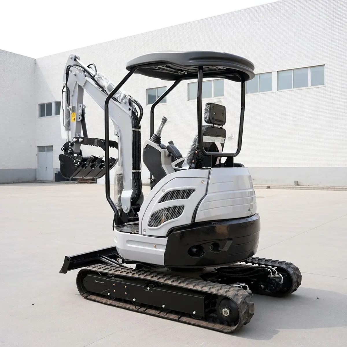Bagger-YI-22-Multi-Angle Real-Szene Schuss-hinten rechts