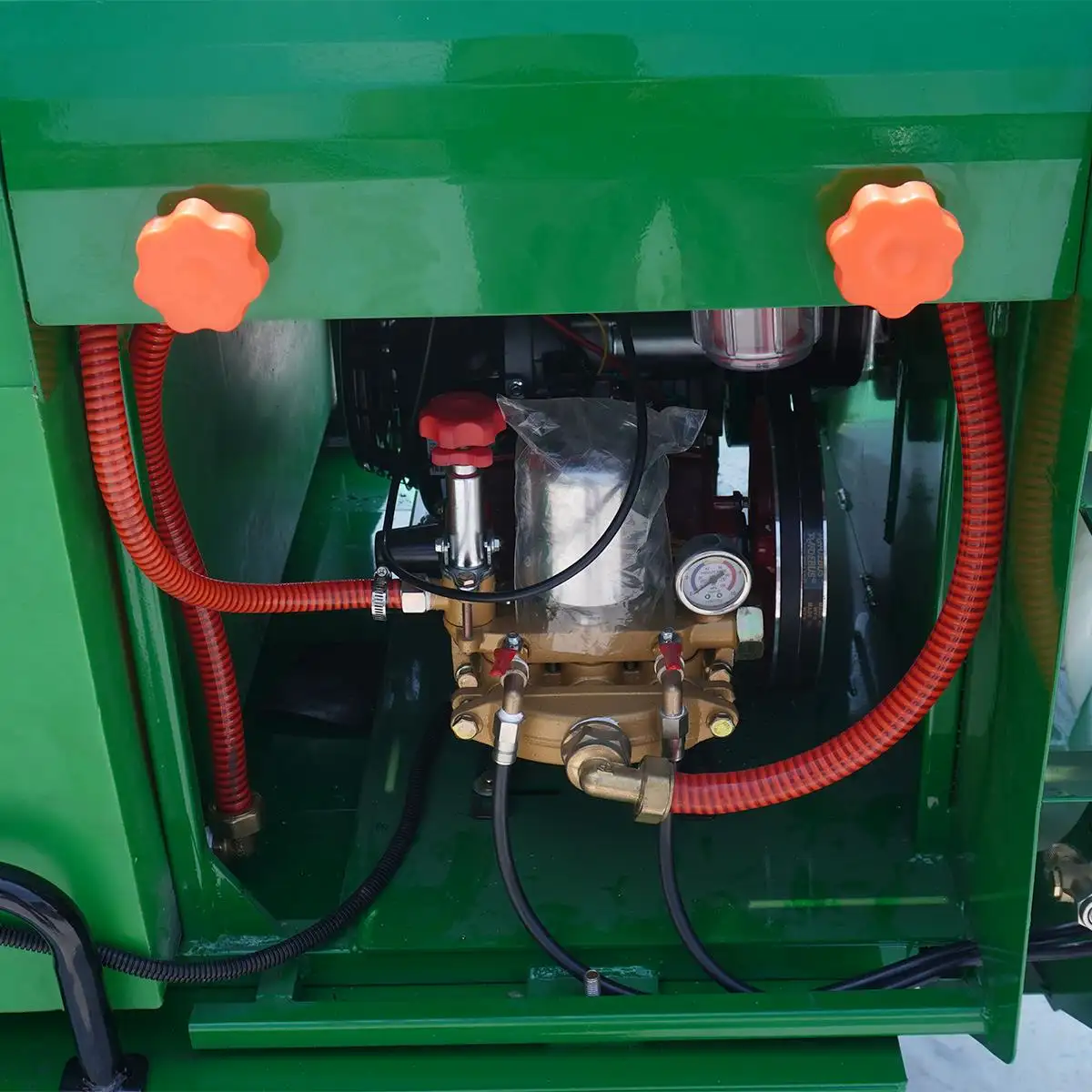 Weifang Spraying Machine – 500L – Details – 3