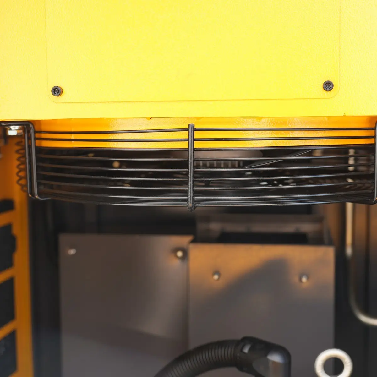 Split-type 4-in-1 laser, 15-37 kW, met aandrijving met variabele frequentie-Details: Koelventilator