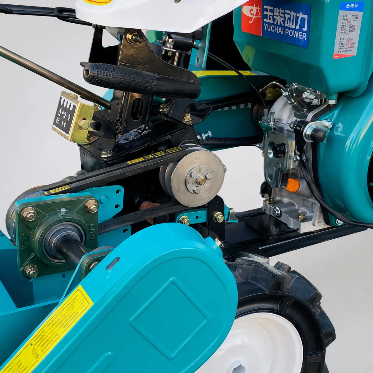 Details – Hand-guided – 192 Diesel, 80cm Wide Flail Mower – Mechanical Transmission with PTO Assembly
