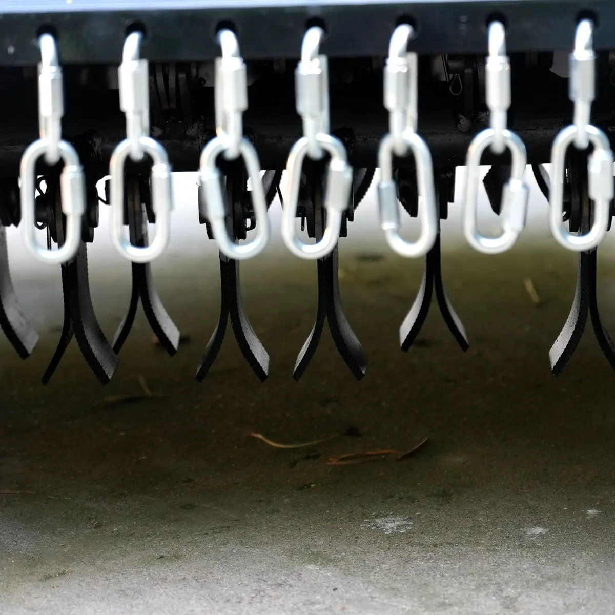 Detail shot – Cutter guard chain – Close-up
