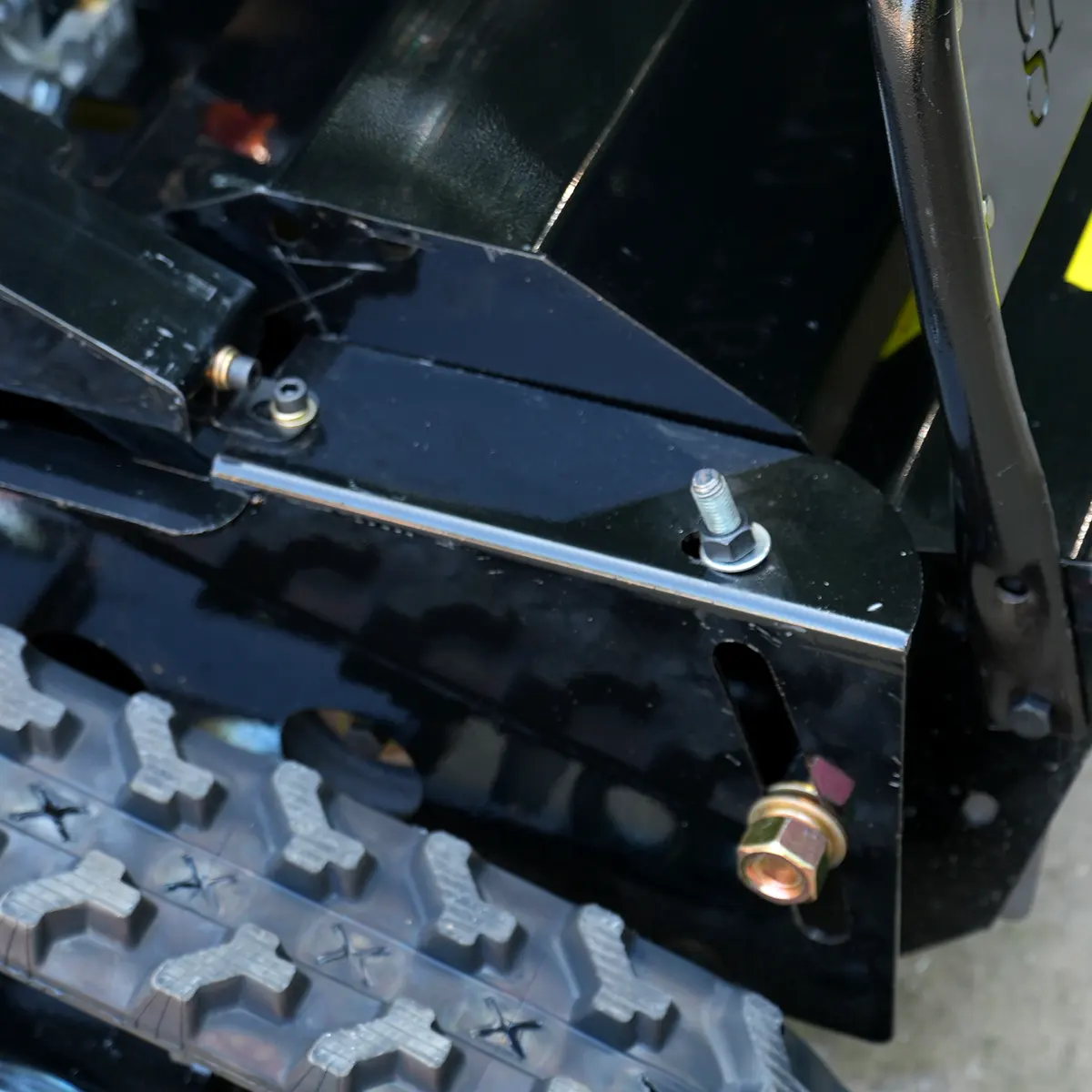 Detail drawing – Header linkage assembly, hydraulic cylinder