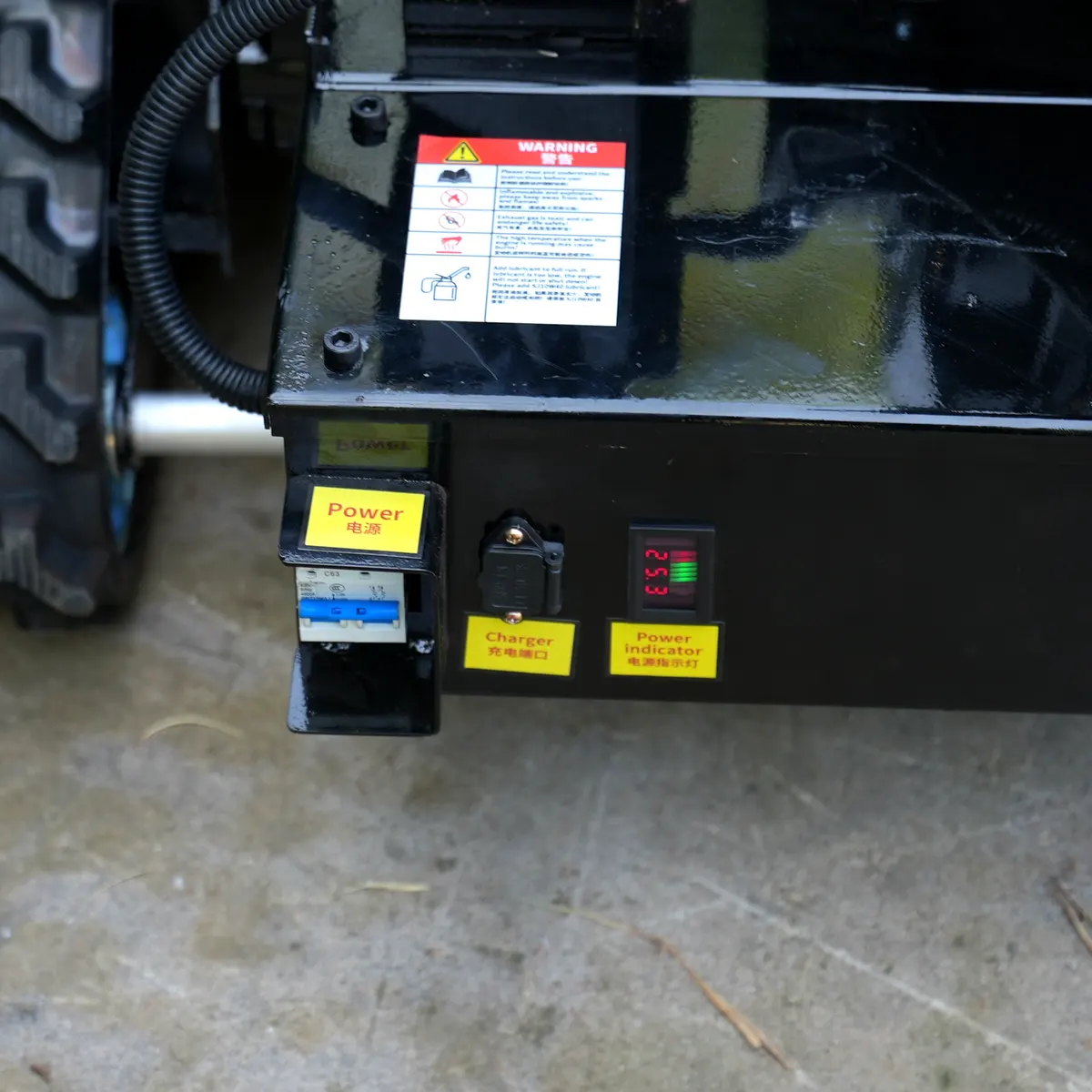 Detail View – Rear Electrical Control Box