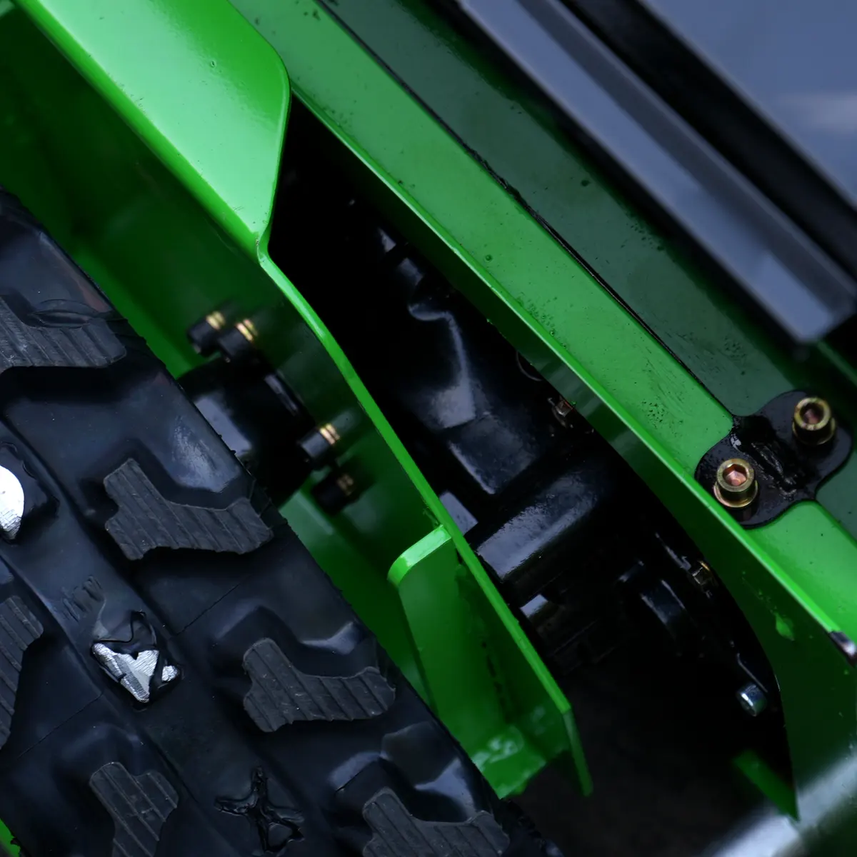 Detail View – Track Frame