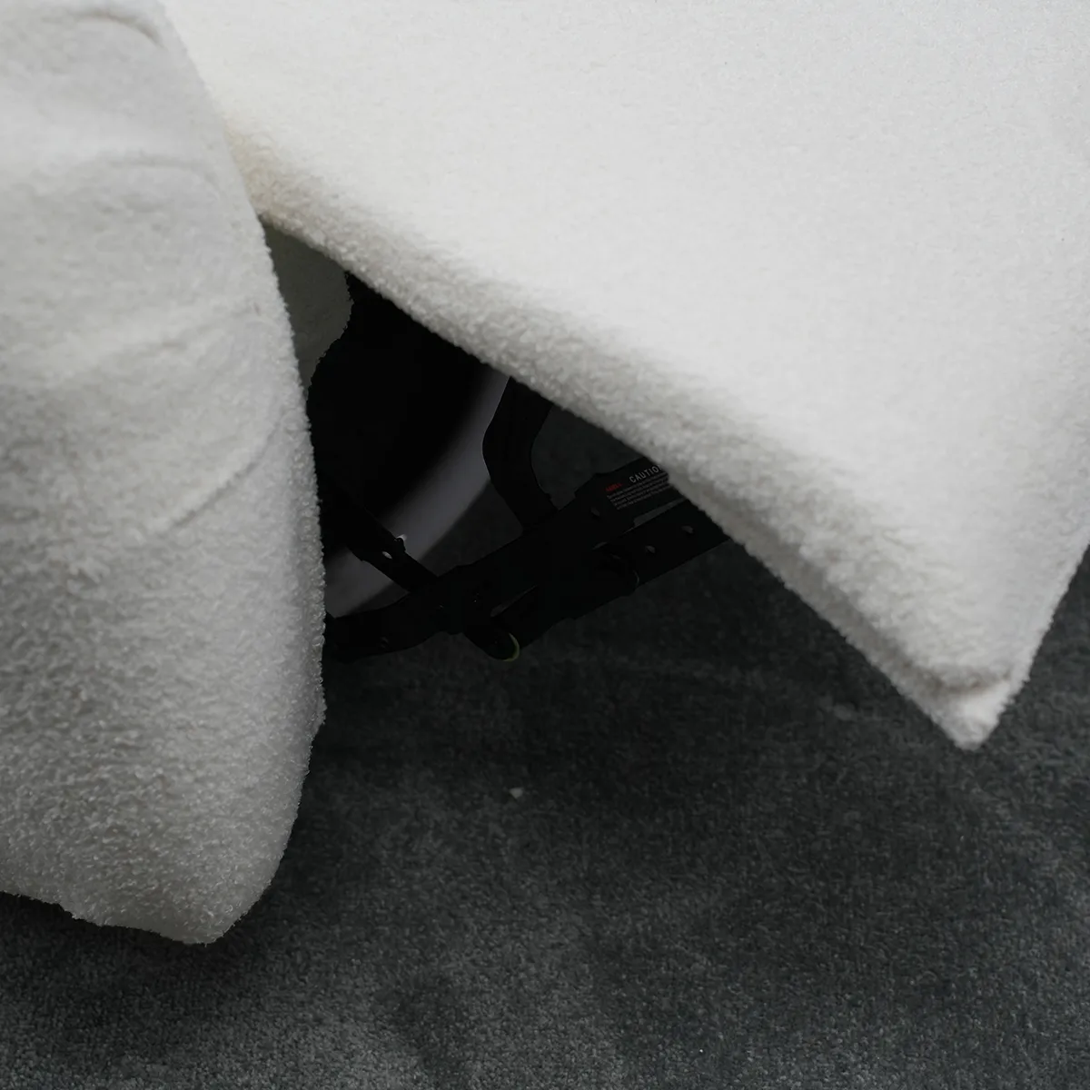 Footrest mechanism
