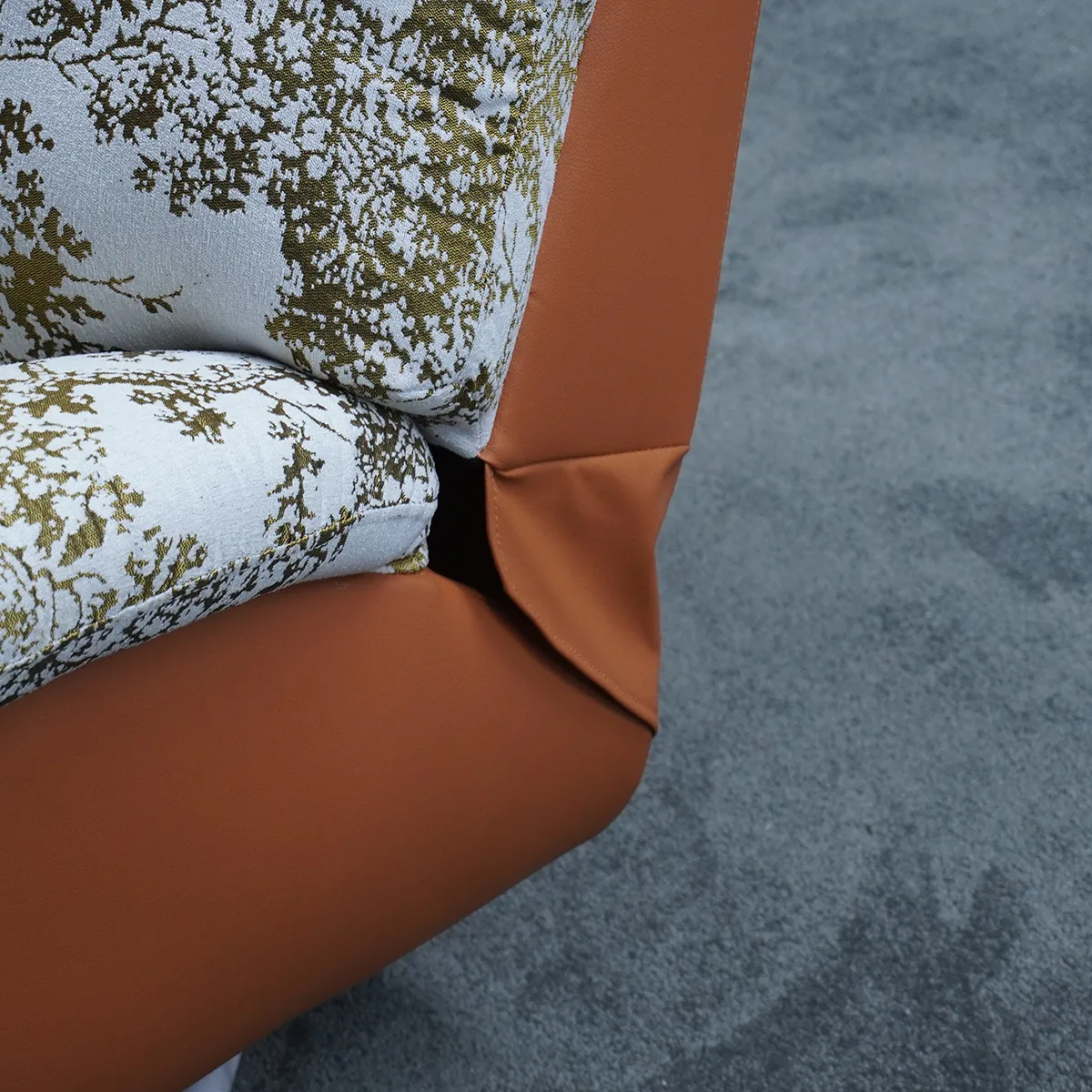 Backrest connection