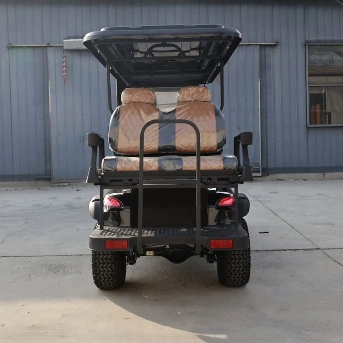 Golf – Xin Dalu – Jiu Xi – C4 2 – Multi-Angle Real-Scene Shots – Multi-Angle Real-Scene Images – Rear View