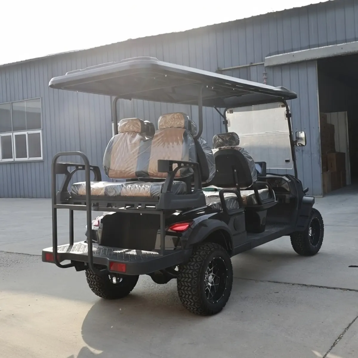 Golf – Xin Dalu – Jiu Xi – C4 2 – Multi-Angle Real-Scene Shot – Multi-Angle Real-Scene Image – Rear Left